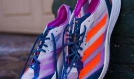 最新跑鞋爆料视频播放大全